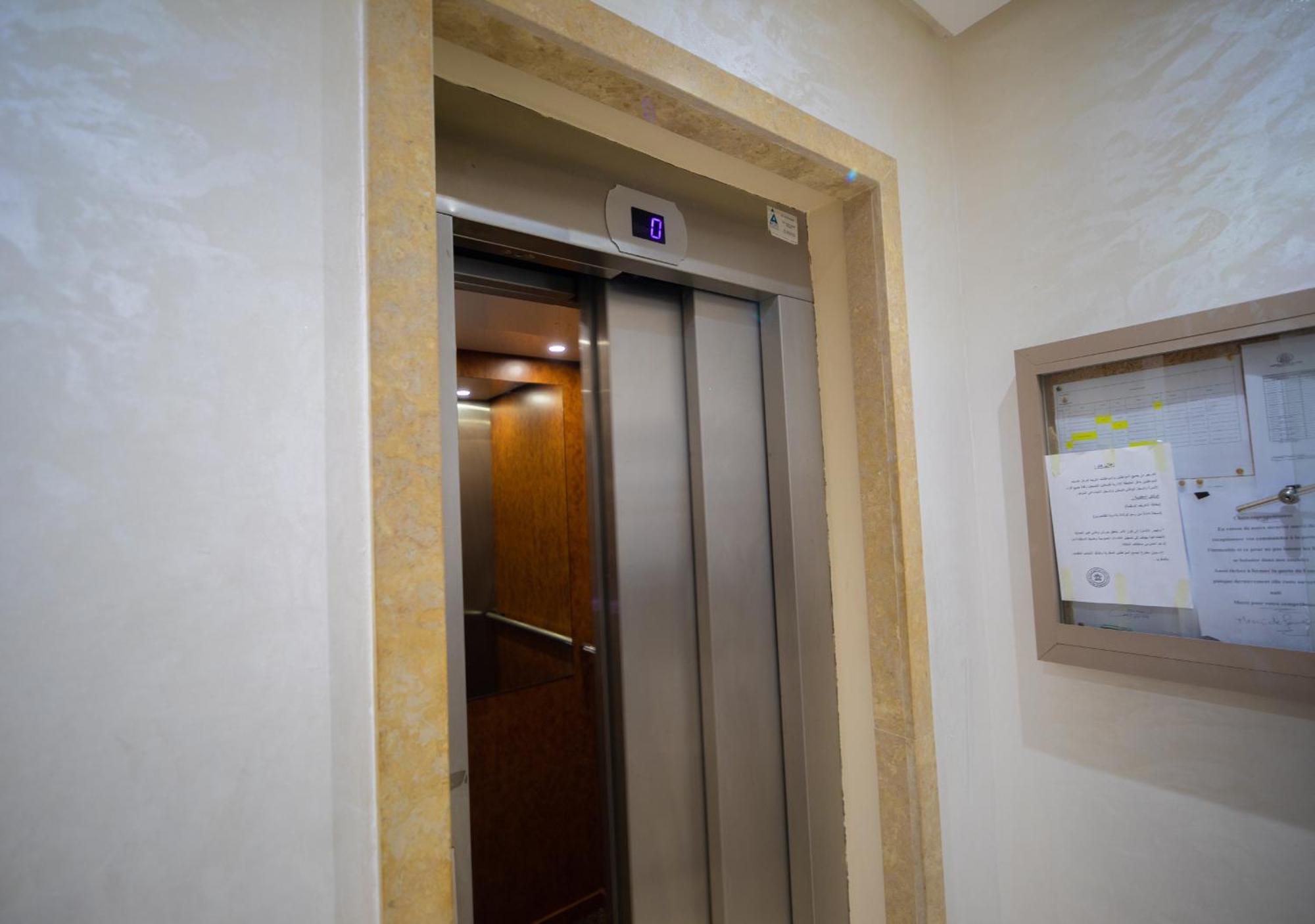 R101- Cosy And Stylish Apartment With King Size Bed- Belvedere Casablanca Exterior photo